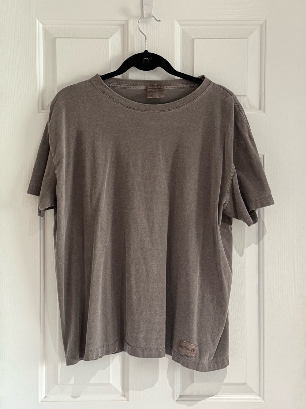 Classic Women's Crew Neck T‑Shirt in Faded Brown Oversized!